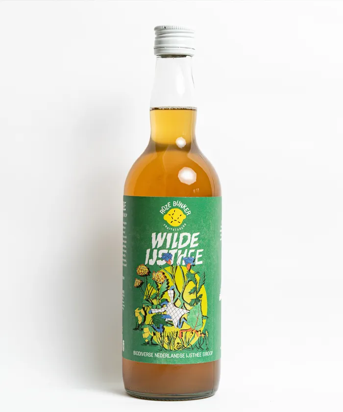 Wilde IJsthee van Roze Bunker – Nederlandse ijsthee siroop met lokale kruiden