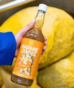 Madame Gember van Roze Bunker – spicy ginger syrup with Madame Jeanette