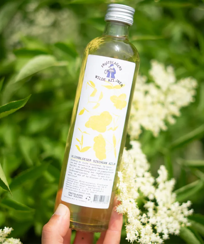 Vlierbloesem Szechuan van Fruitslagers – floral vinegar with elderflower and Szechuan